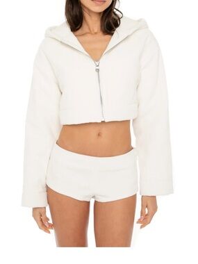 Are You Am I Nimue Short White